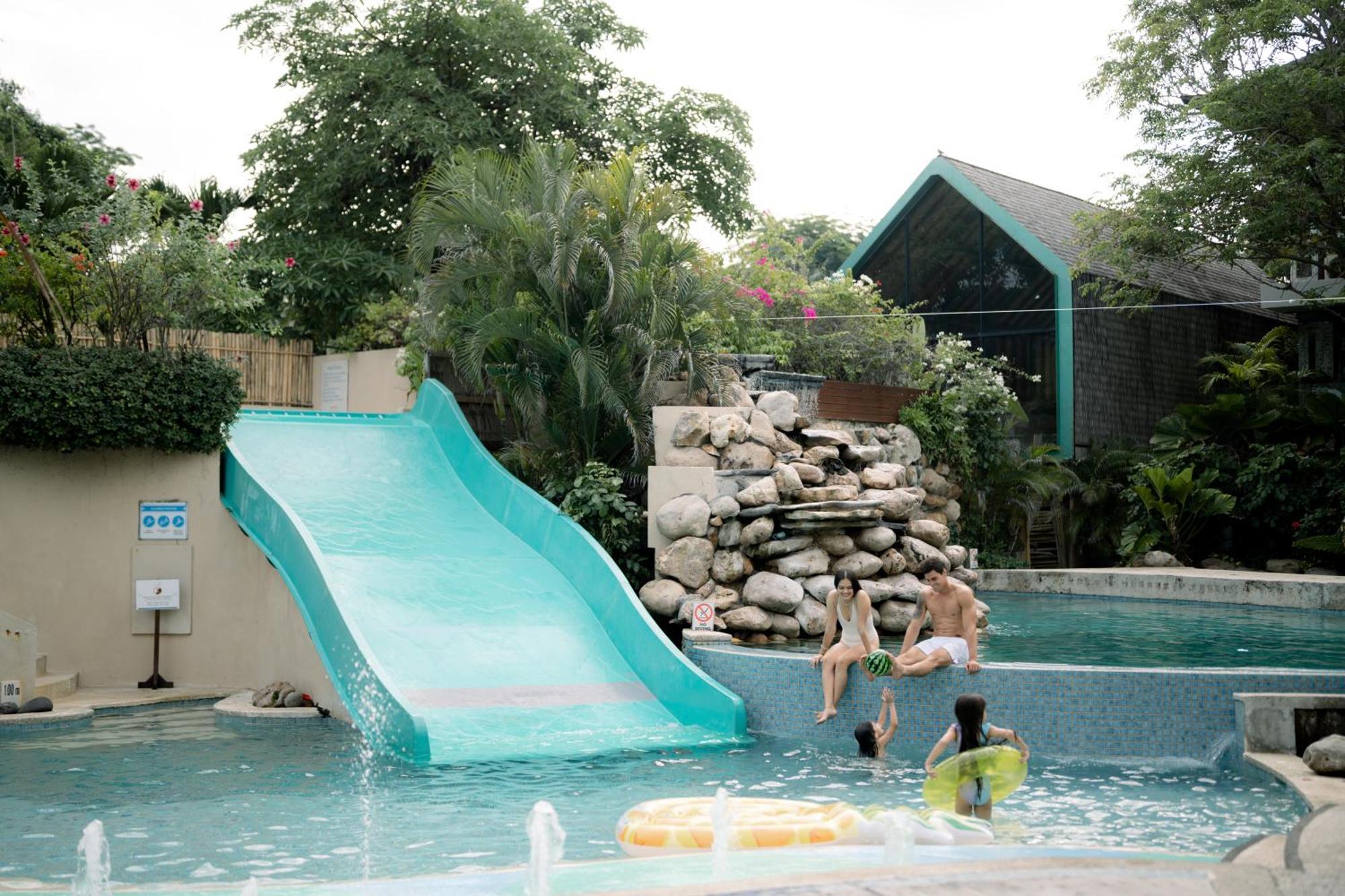 Bali Mandira Beach Resort & Spa Legian Dış mekan fotoğraf Water park